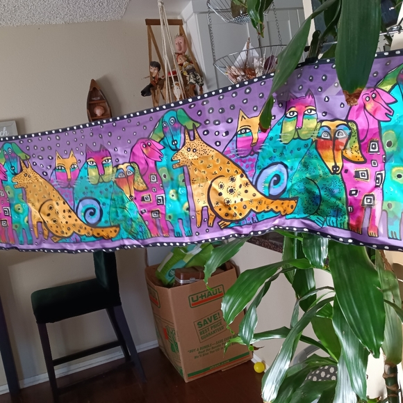 Laurel Burch Accessories - Laurel Burch scarf cats and dogs
